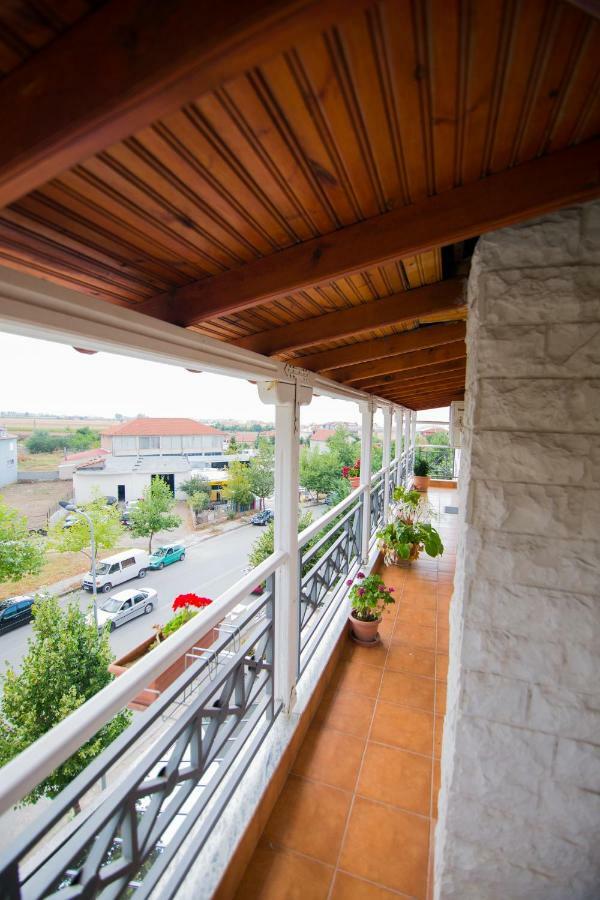 DEA Hotel 2002 Korce Exterior foto