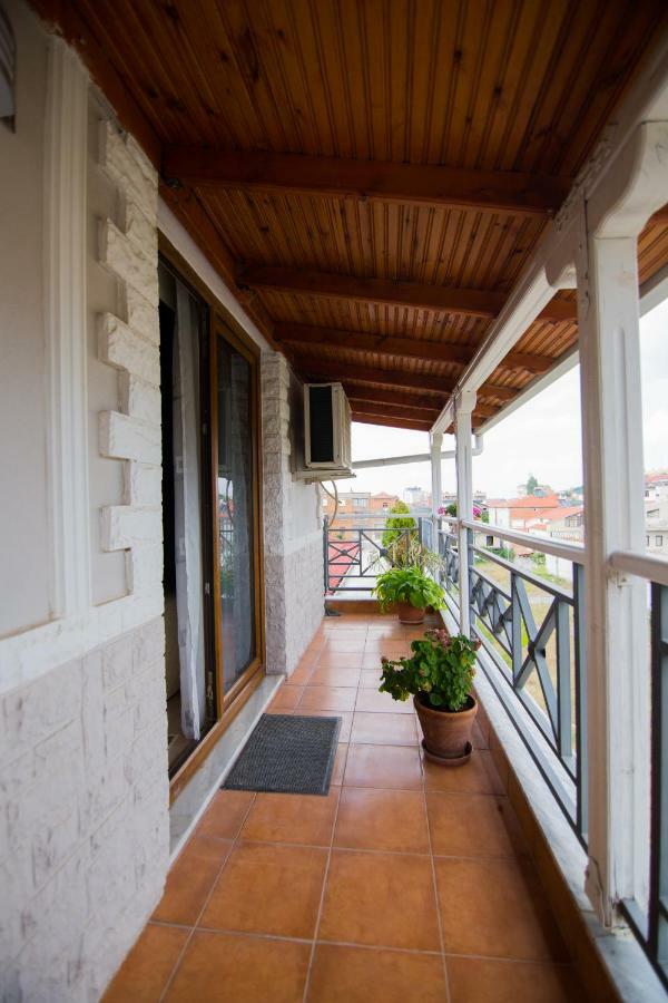 DEA Hotel 2002 Korce Exterior foto